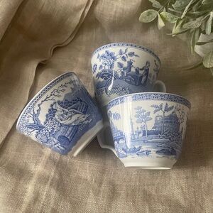 Set of 3 Spode Blue Room Collection Georgian Series
Willow Botanical Tea Cups